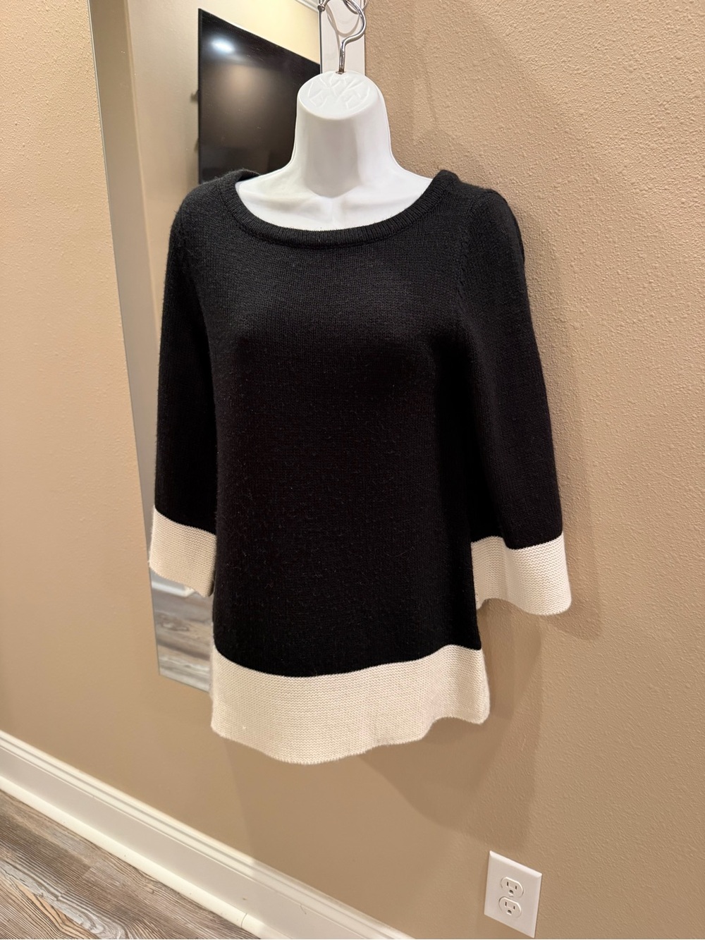 H&M Black Sweater with White Contrast Hem